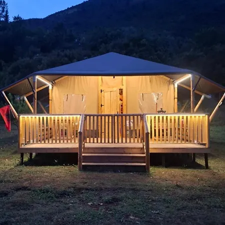 Luxe tent Vjosa Valley Glamping
