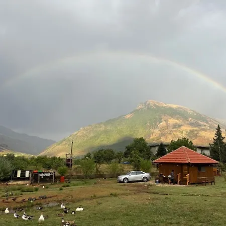 Vjosa Valley Glamping Tepelene