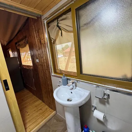 Vjosa Valley Glamping *